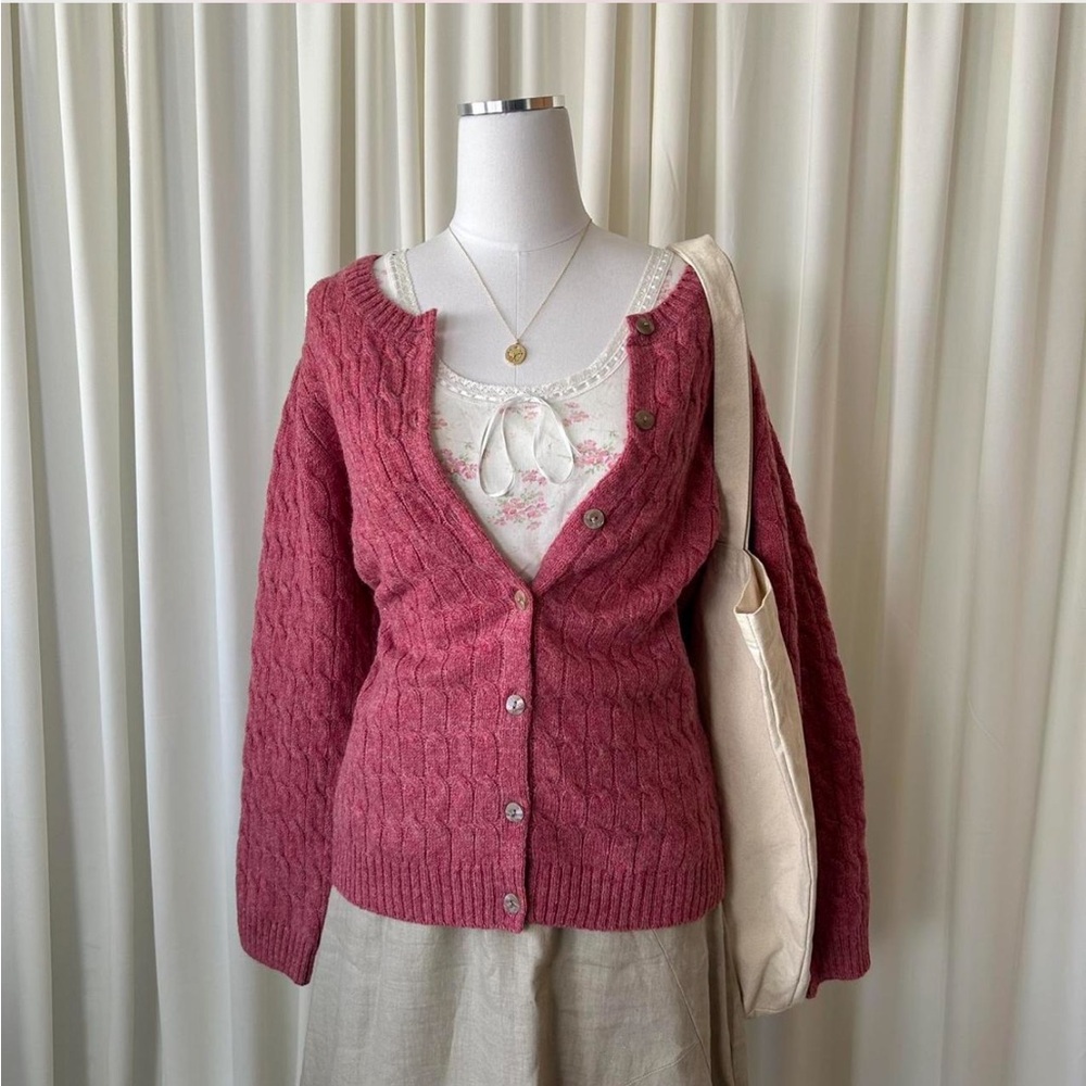 Appleseed's Y2K Style Grannycore Pink Cable Knit 100% Wool Cardigan Sweater PL. - Picture 2 of 9